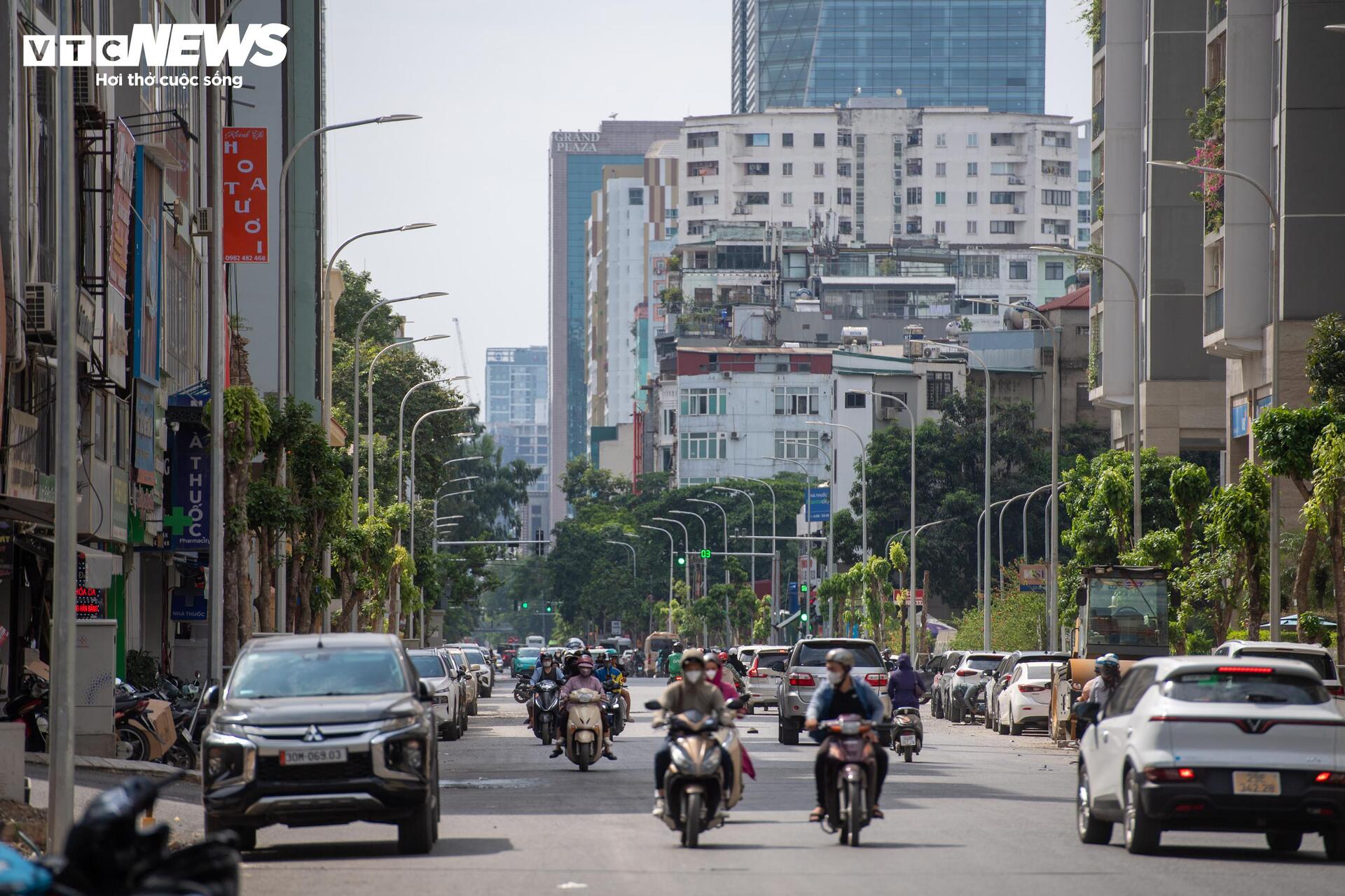 Gỡ 'nút thắt' mặt bằng, dự án đường Nguyễn Tuân 400 tỷ tăng tốc về đích - Ảnh 1