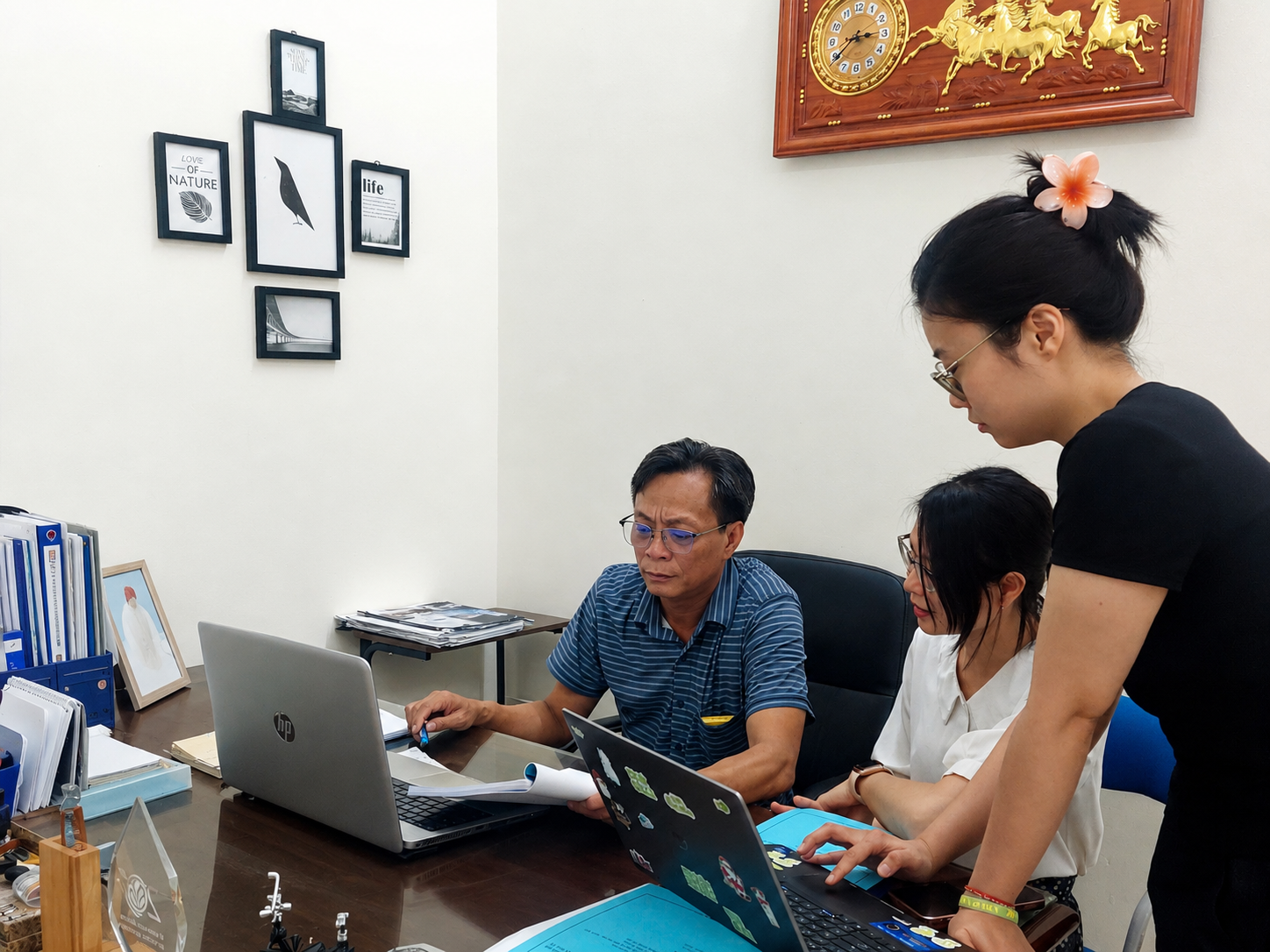 Việt Nam làm chủ công nghệ tạo "gạch đặc biệt": Công suất 2.000 viên/ngày, có thể làm sạch nước thải - Ảnh 2