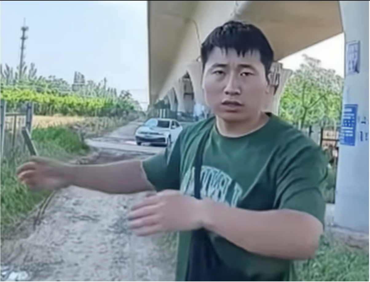 Chú chó nổi tiếng hơn 1,5 triệu người theo dõi bị trộm rồi bán cho quán thịt chó với giá 700.000 đồng - Ảnh 3