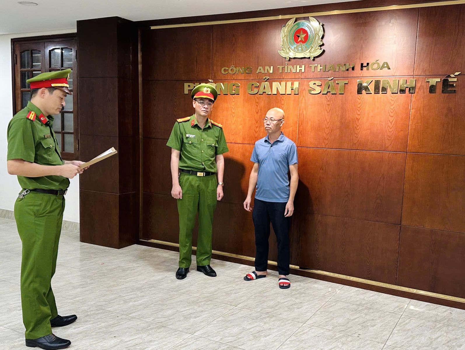 Khởi tố giám đốc Nguyễn Sĩ Phương do sản xuất “Nem chua rán Hà Nội” giả - Ảnh 3