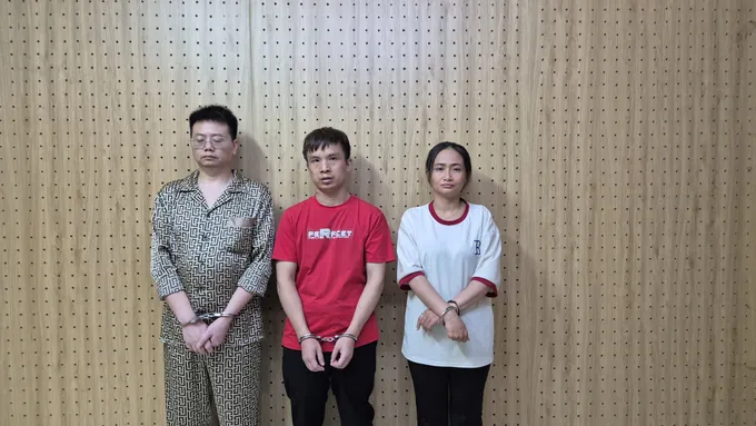 Phát hiện nhóm người Trung Quốc thuê khách sạn dự định lập ổ lừa đảo tại TP HCM - Ảnh 5