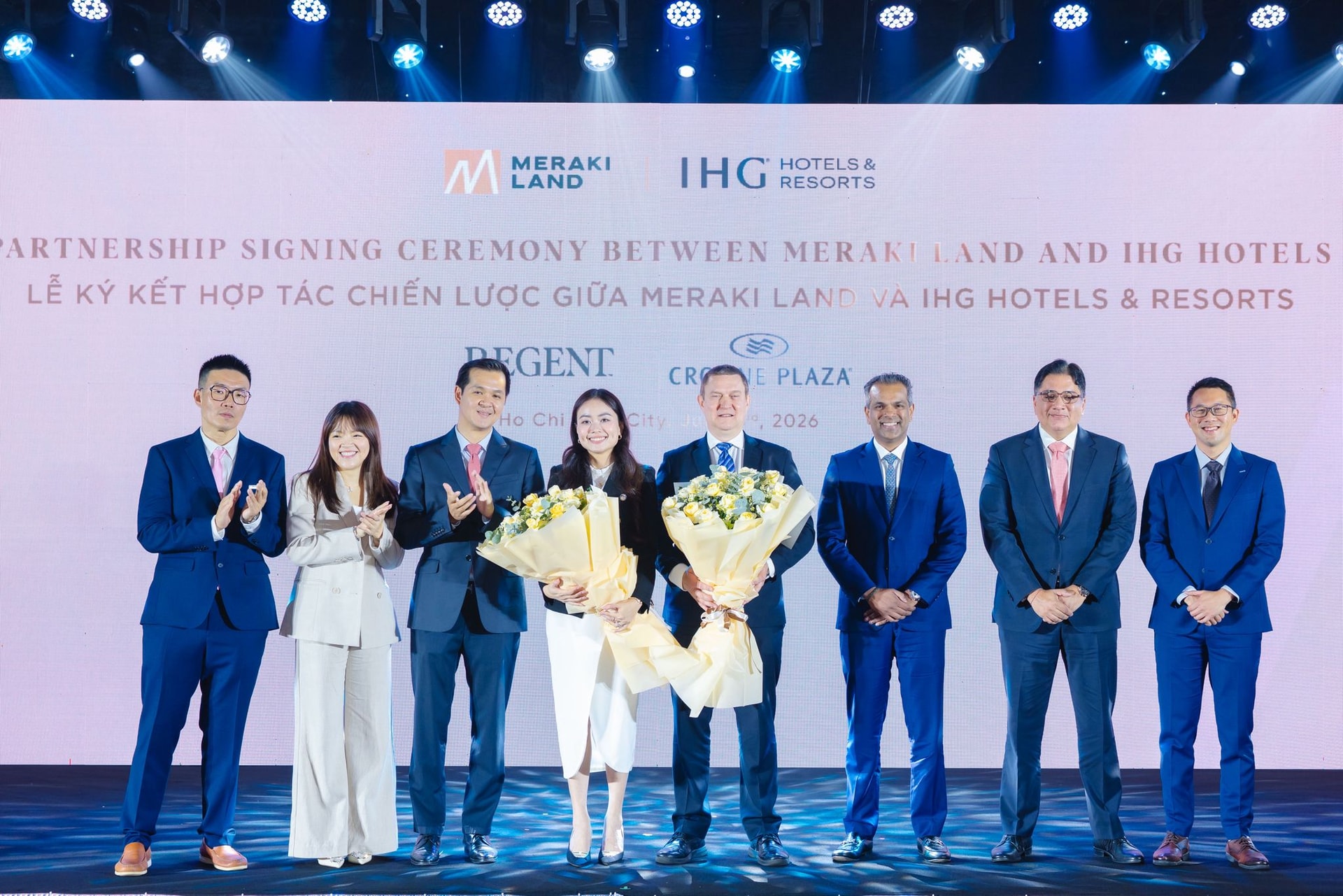 Ông trùm khách sạn 35 tỷ USD của Anh tăng tốc hiện diện tại phía Nam giữa sóng khách ngoại kỷ lục - Ảnh 1