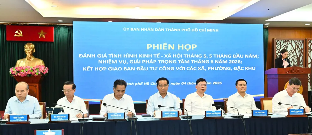 Chủ tịch UBND TPHCM Nguyễn Văn Được: Không chấp nhận chỗ không có tiền đầu tư, chỗ có vốn không tiêu được - Ảnh 1