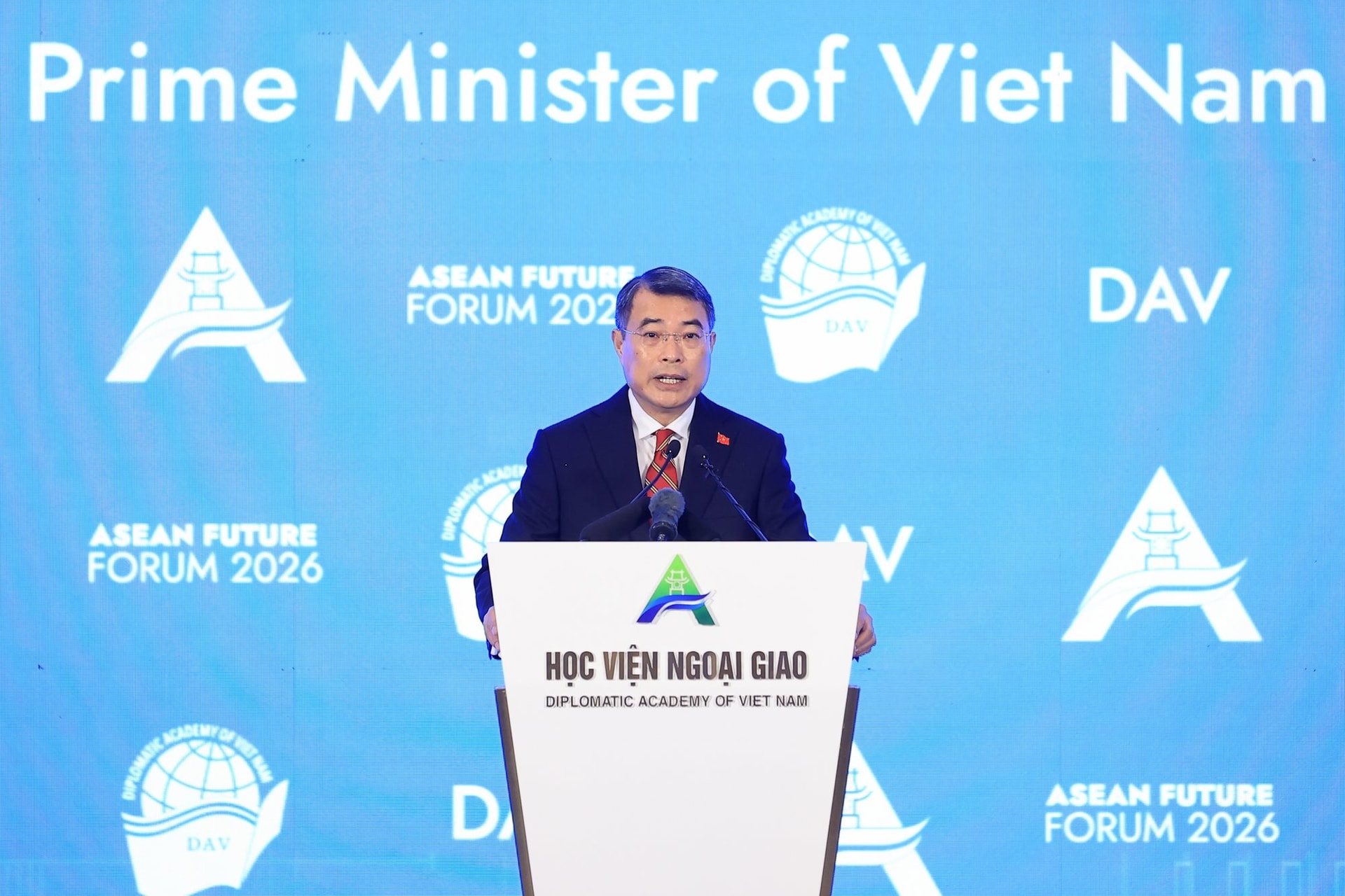 Thủ tướng Lê Minh Hưng: ASEAN cần hướng tới 3 tầm vóc chiến lược - Ảnh 1