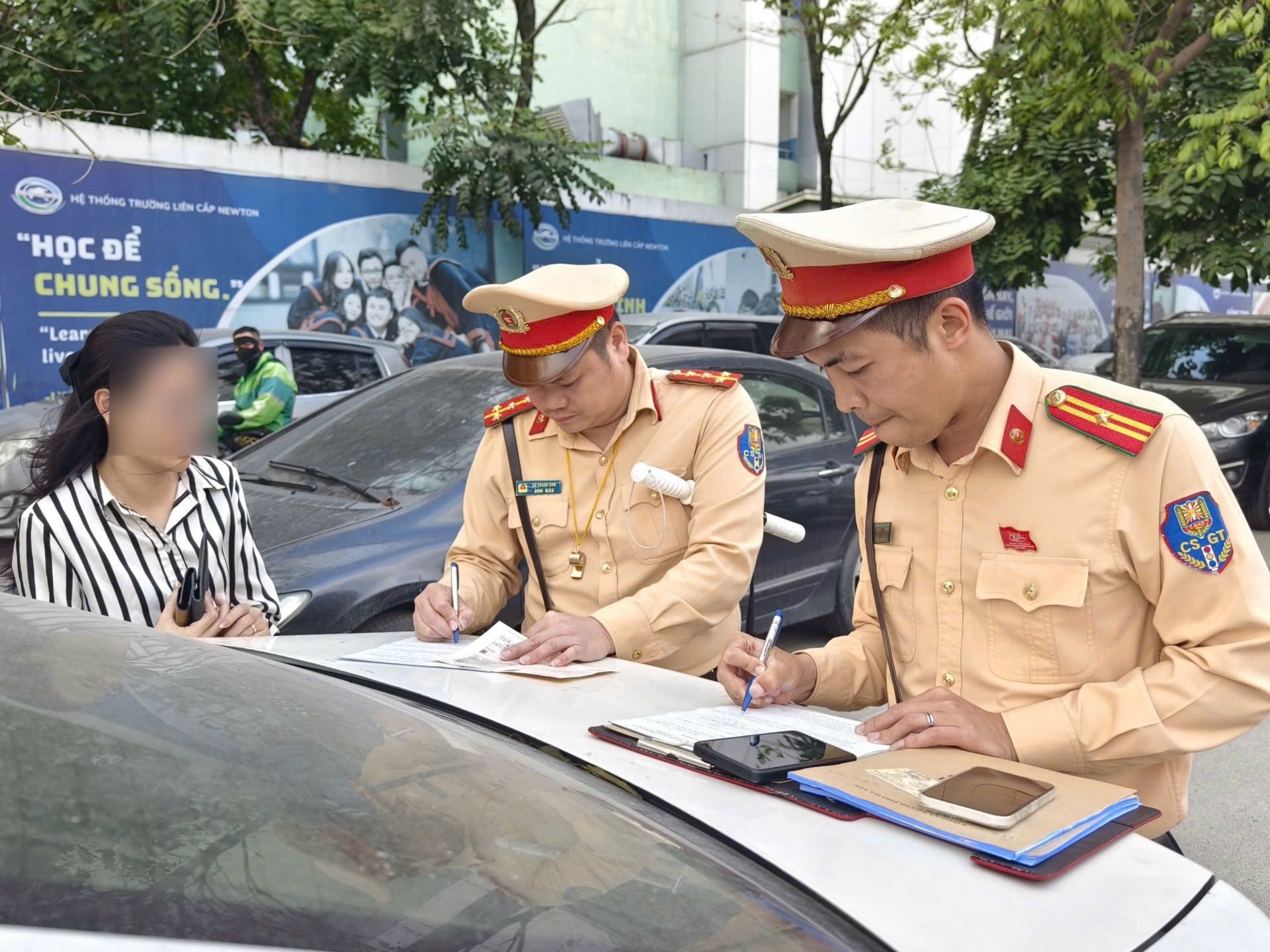 Bộ Công an đề xuất xử phạt không lập biên bản tối đa 2 triệu - Ảnh 1