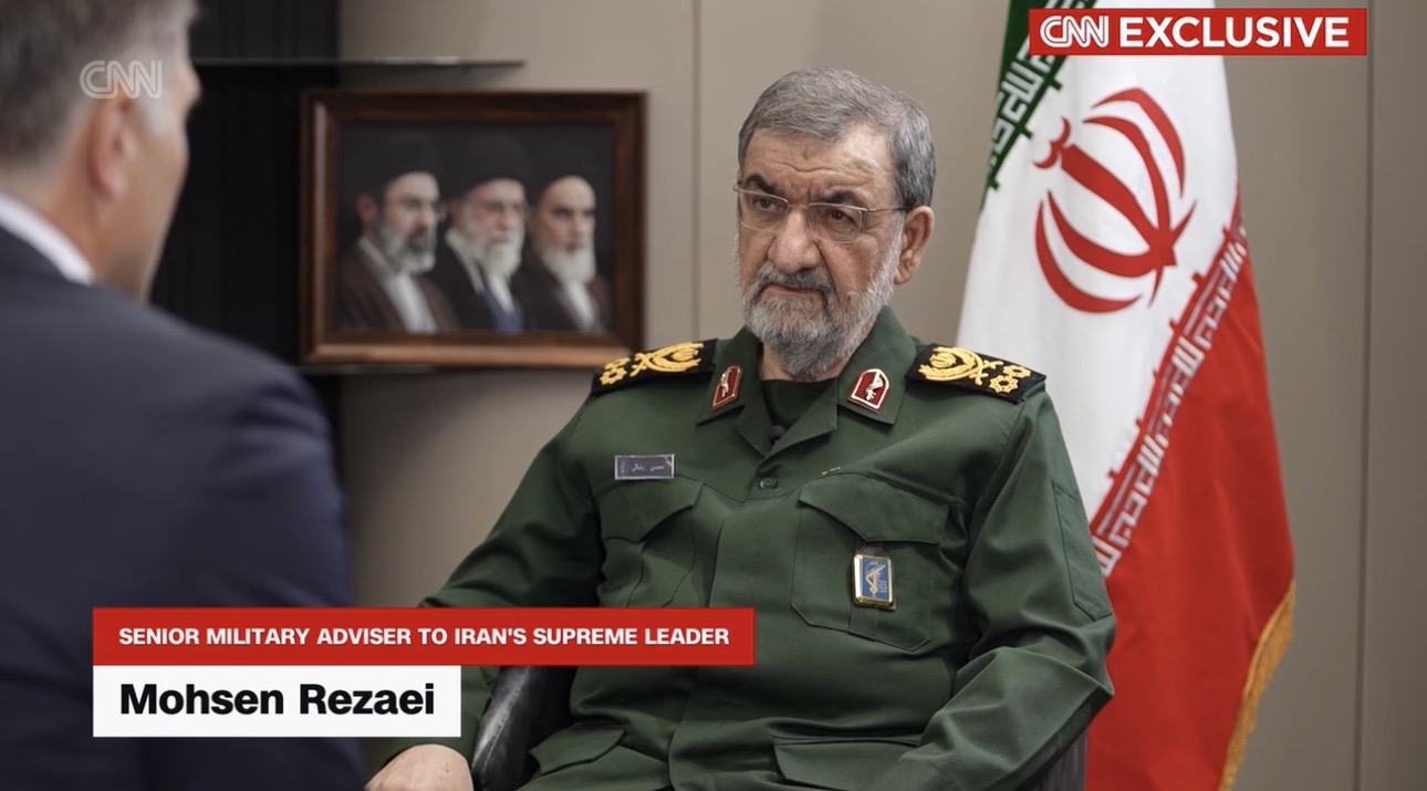 Iran nói về 24 tỉ USD, cảnh báo Mỹ "bước vào hành lang tăm tối" - Ảnh 1