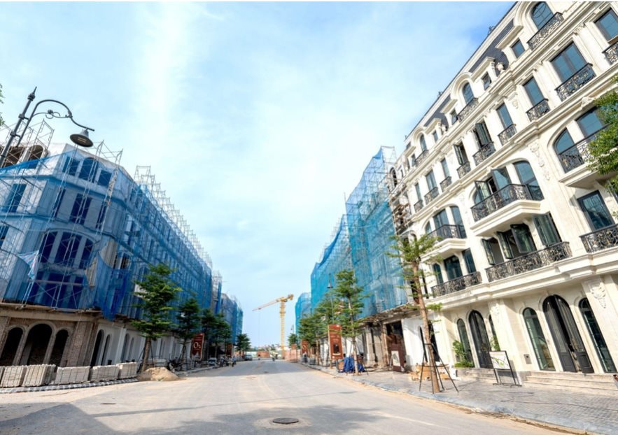 Dự án nhà phố hàng hiệu của Sunshine Group tăng tốc về đích, gần 1.300 căn đã cất nóc - Ảnh 1