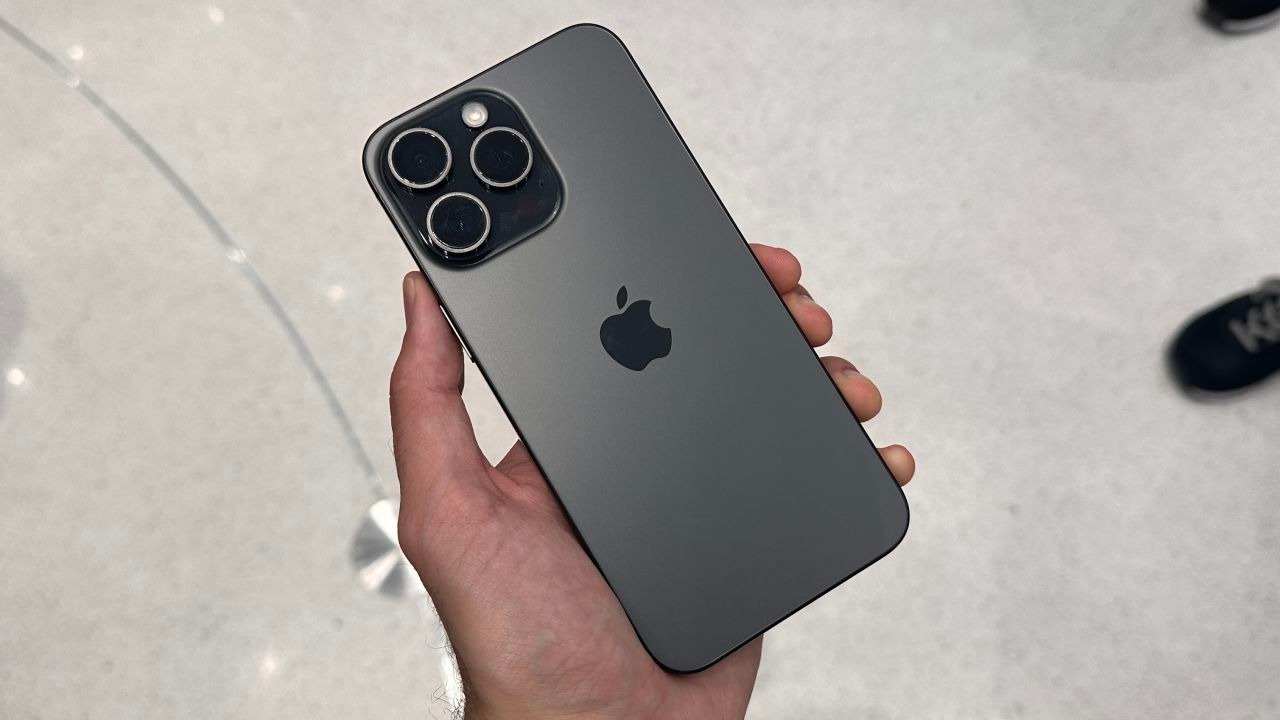 5 chiếc iPhone cũ đáng mua nhất hiện nay - Ảnh 1