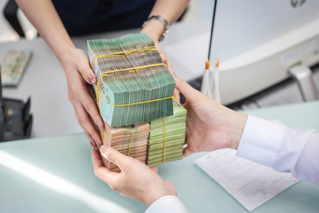 Bảng lãi suất tiết kiệm mới nhất ngày 3/6: Một ngân hàng điều chỉnh, Agribank, Vietcombank, VietinBank, BIDV, MB, HDBank, Sacombank,... đang niêm yết lãi suất bao nhiêu? - Ảnh 1