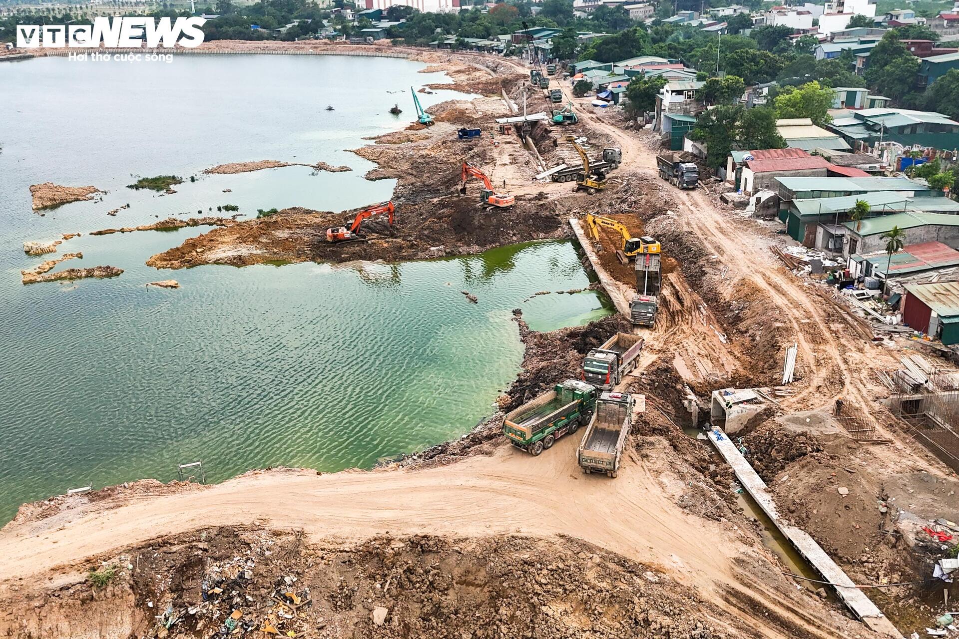 Loạt hồ điều hòa ở Hà Nội dần lộ diện trước mùa mưa - Ảnh 11