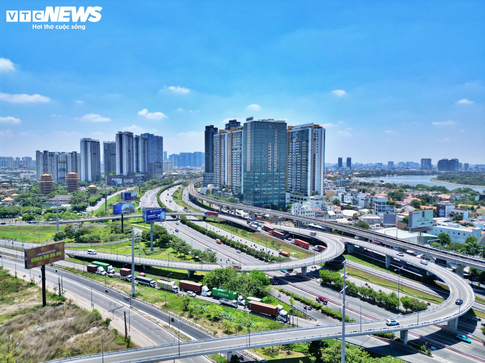 TP.HCM đặt mục chuyển đổi 100% xe buýt sang xe điện vào đầu năm 2027 - Ảnh 3