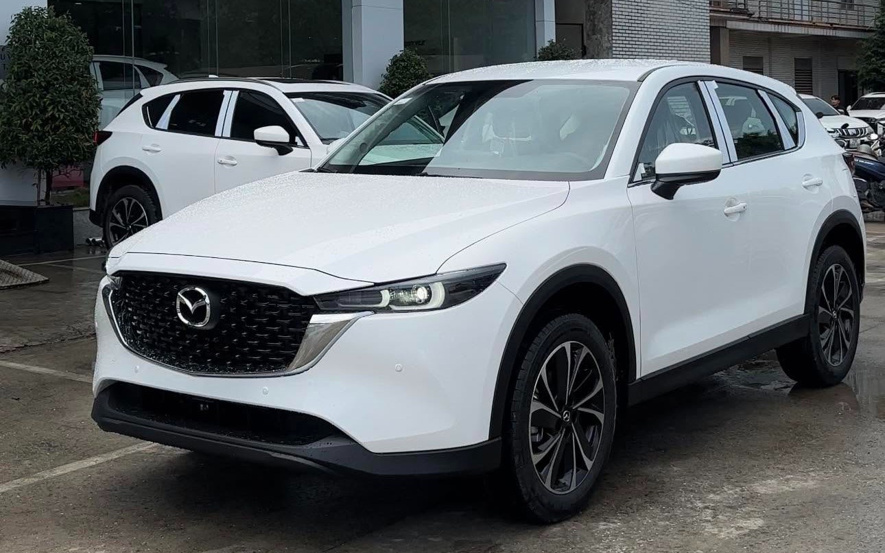 Phân khúc C-SUV đua nhau giảm giá: Mazda CX-5 tạo 'đáy' mới, Subaru Forester giảm hơn 300 triệu, xe Trung Quốc không nằm ngoài cuộc chơi - Ảnh 1
