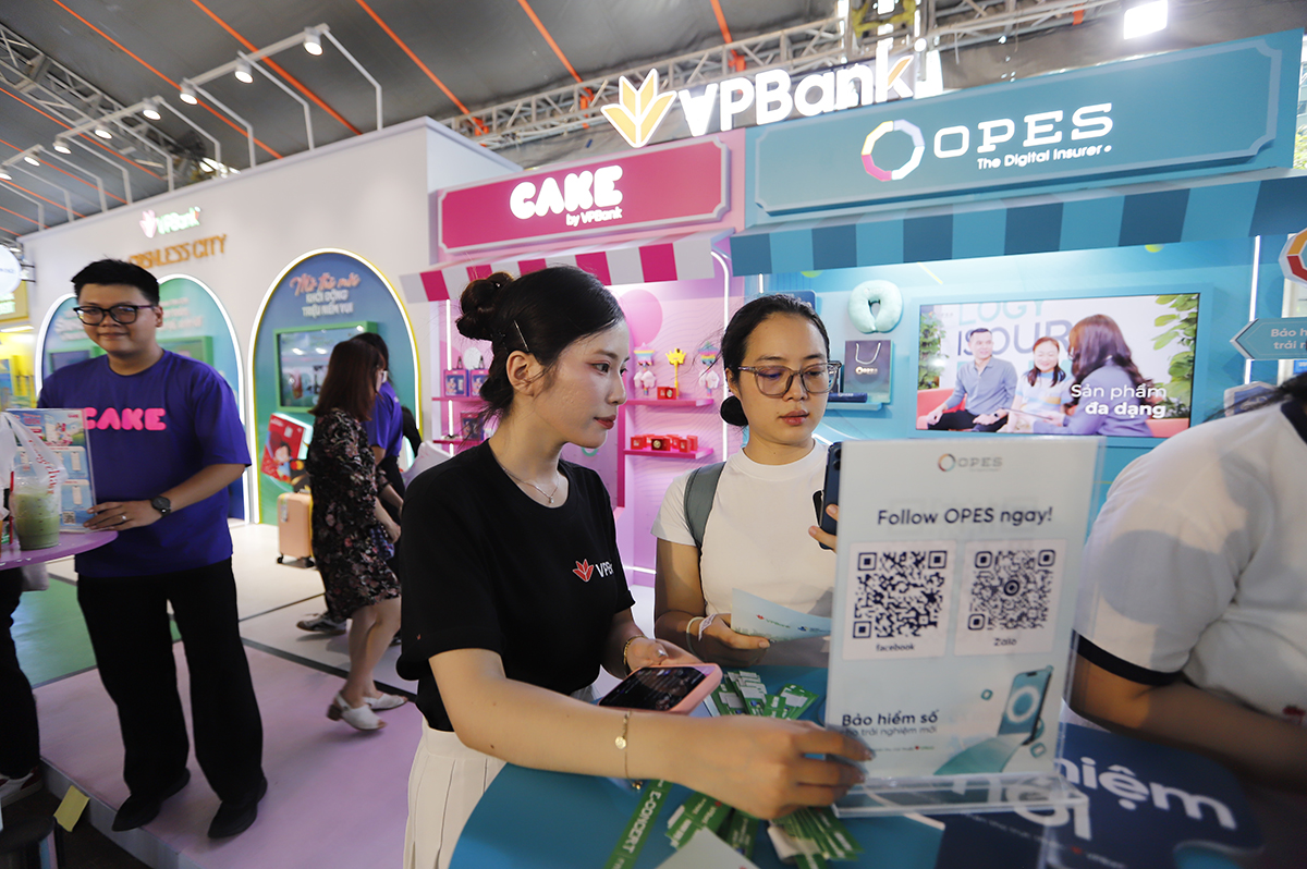 Khép lại sau 2 ngày, Ngày tài chính số 2026 thu hút 120.000 lượt người tham dự và hơn 20.000 tài khoản ngân hàng mới - Ảnh 5