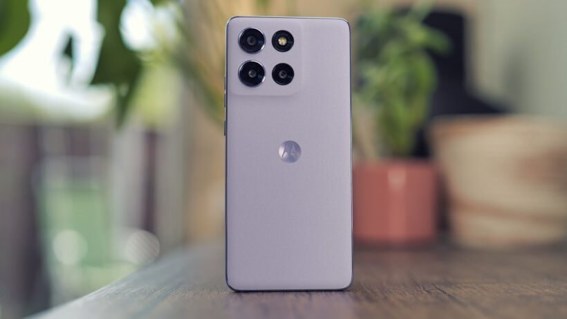 Điện thoại giá rẻ đến từ “huyền thoại” Motorola đáng mua nhất ở Việt Nam lúc này - Ảnh 2