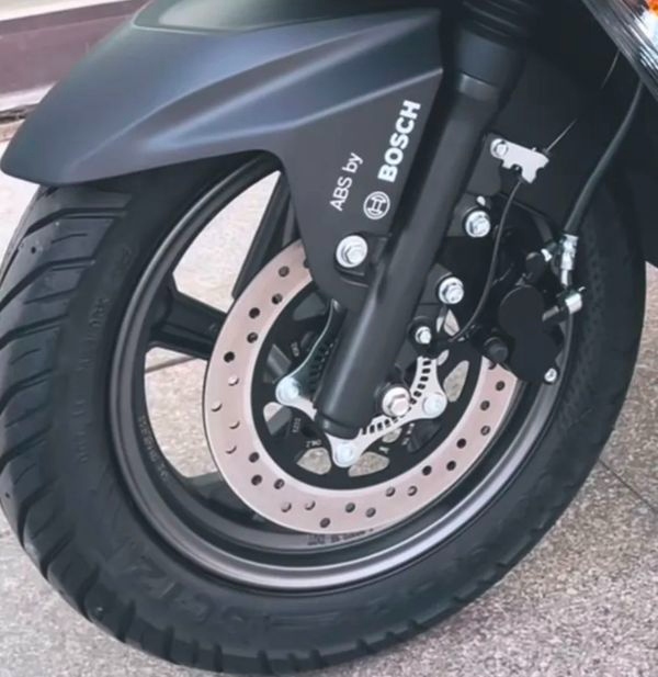 Suzuki tung ra xe tay ga có ABS giá chưa tới 40 triệu đồng: ‘Đòn đánh thẳng’ vào SH Mode và Air Blade trong phân khúc tầm trung - Ảnh 3