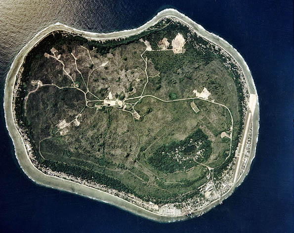 Nauru - quốc gia từng giàu bậc nhất thế giới nhờ phân chim giờ thành bãi rác - Ảnh 1