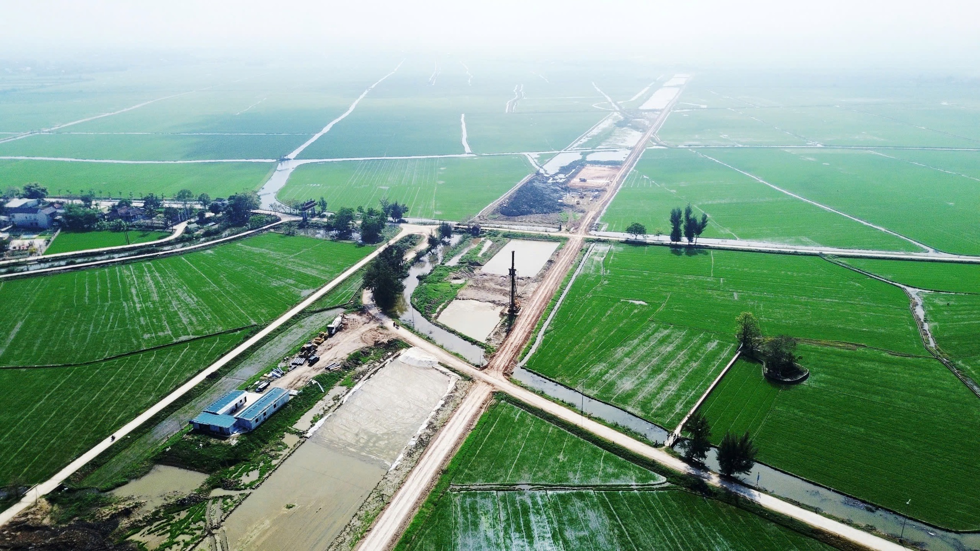 Xử lý một nhà thầu thi công dự án đường Tố Hữu nối dài đi sân bay Phú Bài - Ảnh 1