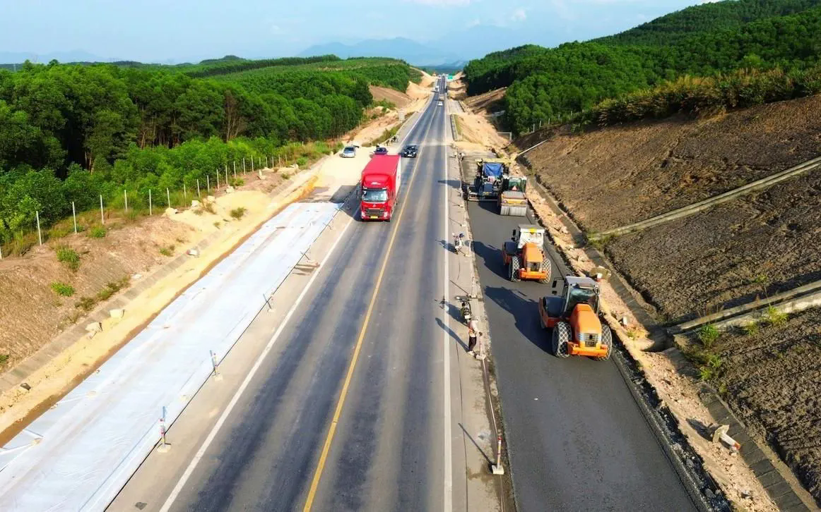 Cao tốc Bắc - Nam sẽ được mở rộng lên 6 làn xe - Ảnh 1