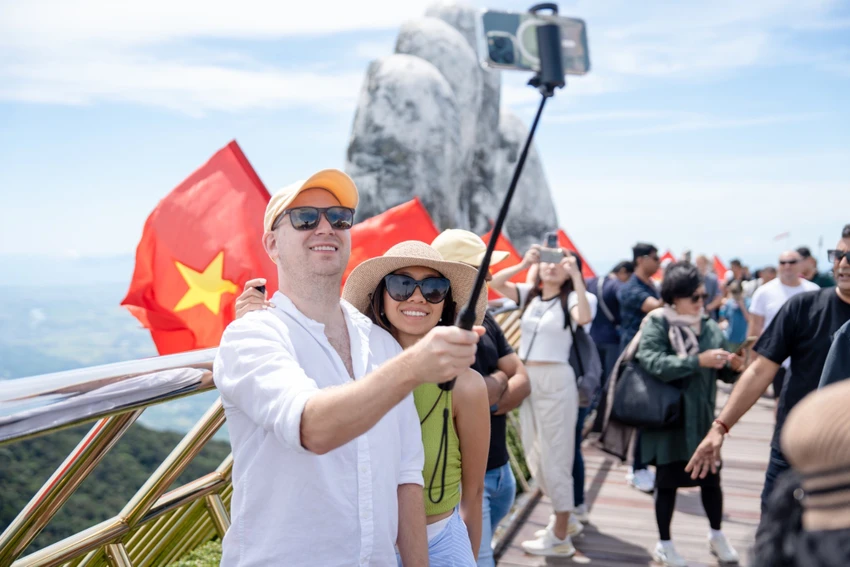 Từ Phú Quốc đến Sa Pa, tạp chí Mỹ lý giải vì sao du lịch Việt Nam bứt tốc ở Đông Nam Á - Ảnh 1
