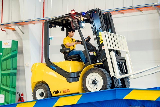 Hành trình xanh hóa Logistics: Xe nâng Yale Việt Nam và dấu ấn của người mở đường - Ảnh 3
