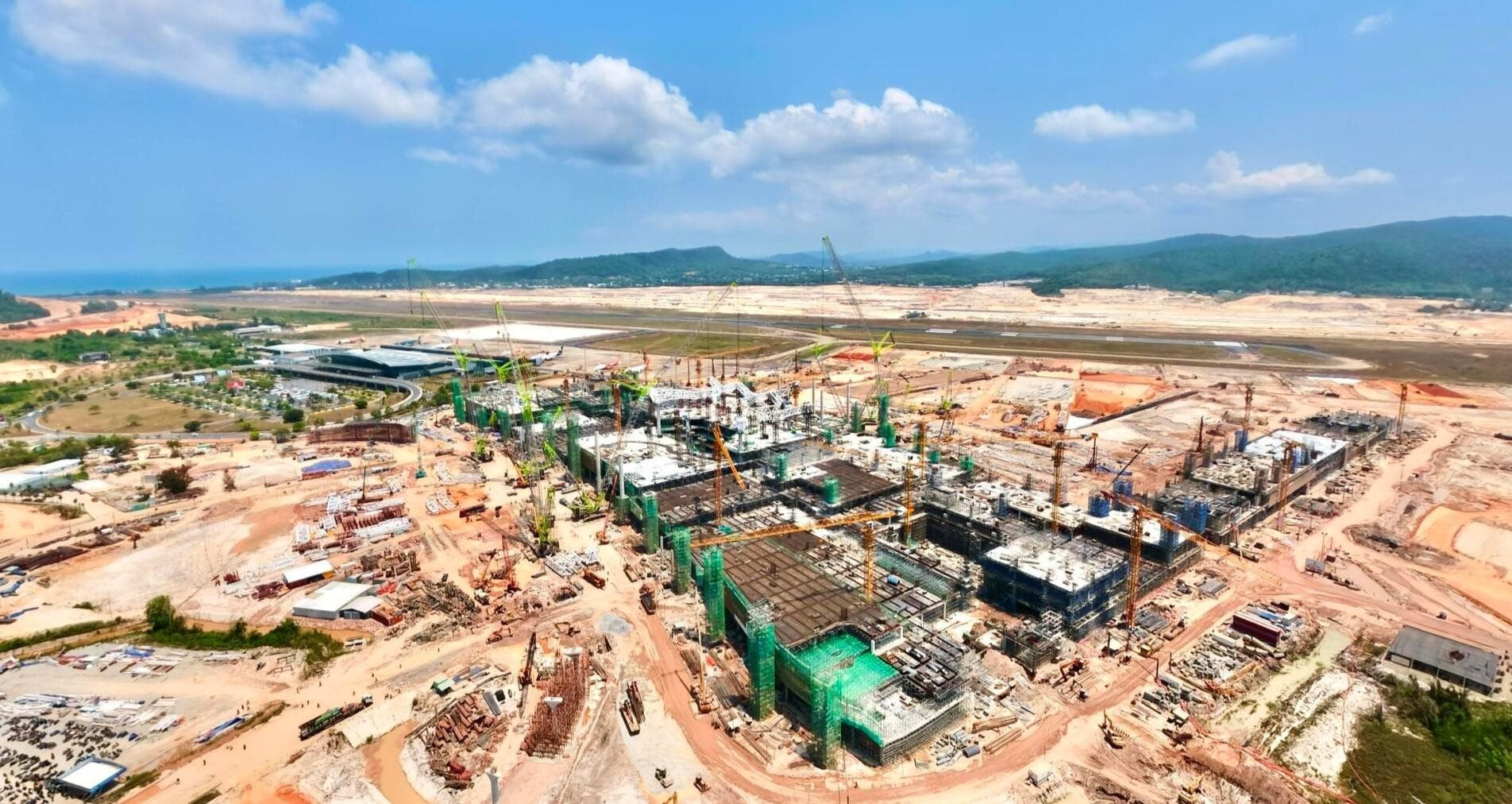 Đại công trình 22.000 tỷ đồng có thể đón 50 triệu khách mỗi năm của Sun Group có chuyển động đáng chú ý - Ảnh 1