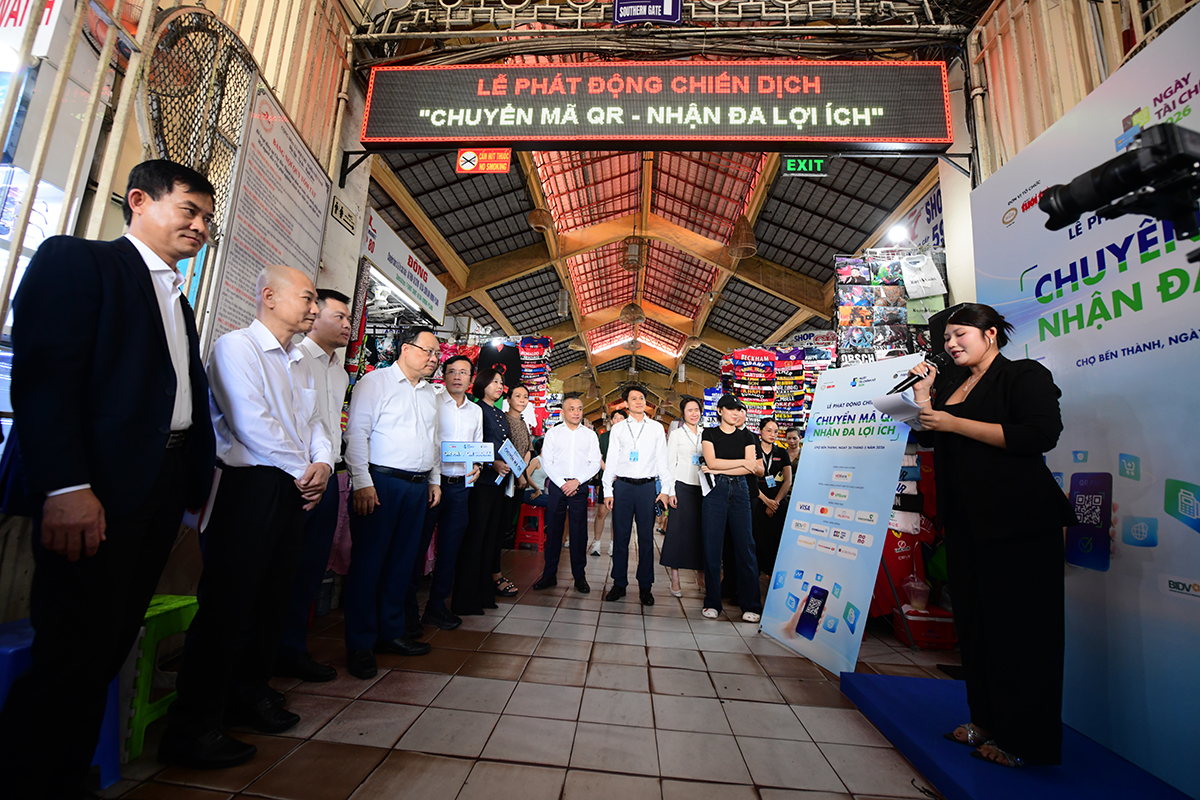 Khép lại sau 2 ngày, Ngày tài chính số 2026 thu hút 120.000 lượt người tham dự và hơn 20.000 tài khoản ngân hàng mới - Ảnh 6