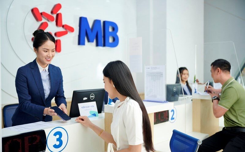 Ôm hơn 35 triệu cổ phiếu MBB, doanh nghiệp thuộc Bộ Quốc phòng đang tạm lãi gấp 10 lần giá gốc - Ảnh 1