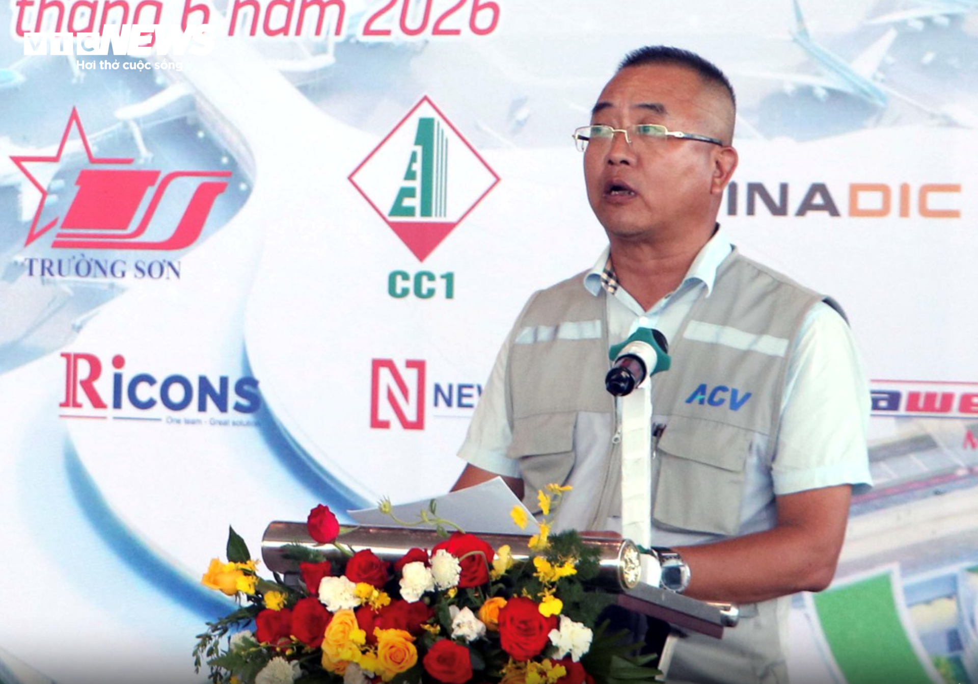 180 ngày đêm tăng tốc hoàn thành sân bay Long Thành, khai thác từ tháng 12 - Ảnh 1