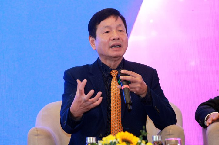 'Nỗi lòng' Chủ tịch FPT Trương Gia Bình: Doanh nhân không phải trọc phú sống sa đọa, họ bận bịu từ sáng và hàng chục năm không có ngày nghỉ - Ảnh 1
