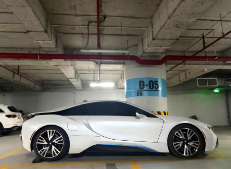 Hot: "Siêu Sale" bất ngờ của Tập đoàn Sơn Hải có hàng loạt siêu xe, Bentley Flying Spur và BMW i8 góp mặt - Ảnh 3