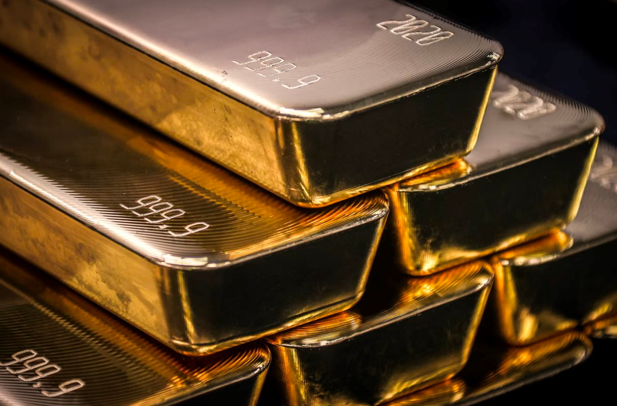 Dự báo gây sốc của ngân hàng hàng đầu Mỹ: Giá vàng có thể giảm thêm 500 USD/ounce sau 3 tuần liên tục hạ nhiệt - Ảnh 1