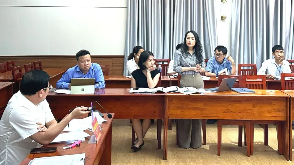 TPHCM gỡ vướng 7 dự án, cấp sổ hồng cho hơn 5.300 căn hộ, nhà đất - Ảnh 1