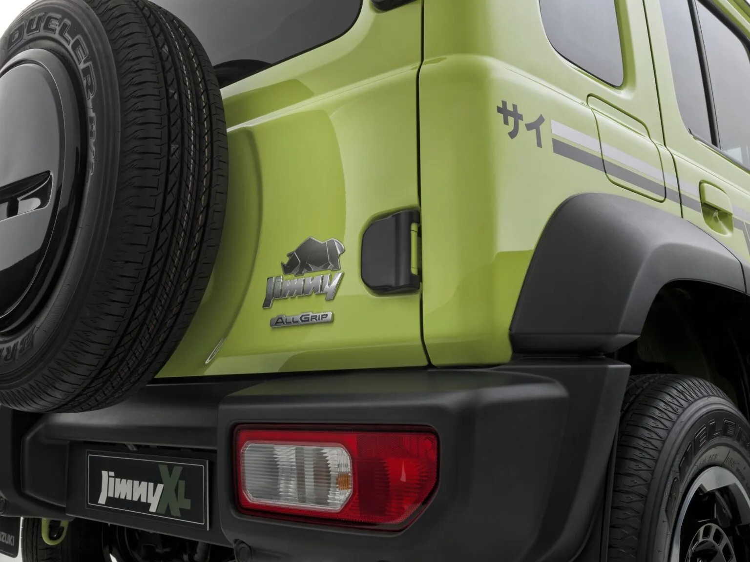 Suzuki Jimny có bản mới xịn và đắt cho dân chơi: Giá quy đổi từ 830 triệu đồng, nhiều phụ kiện dã ngoại, loa Pioneer cao cấp - Ảnh 7