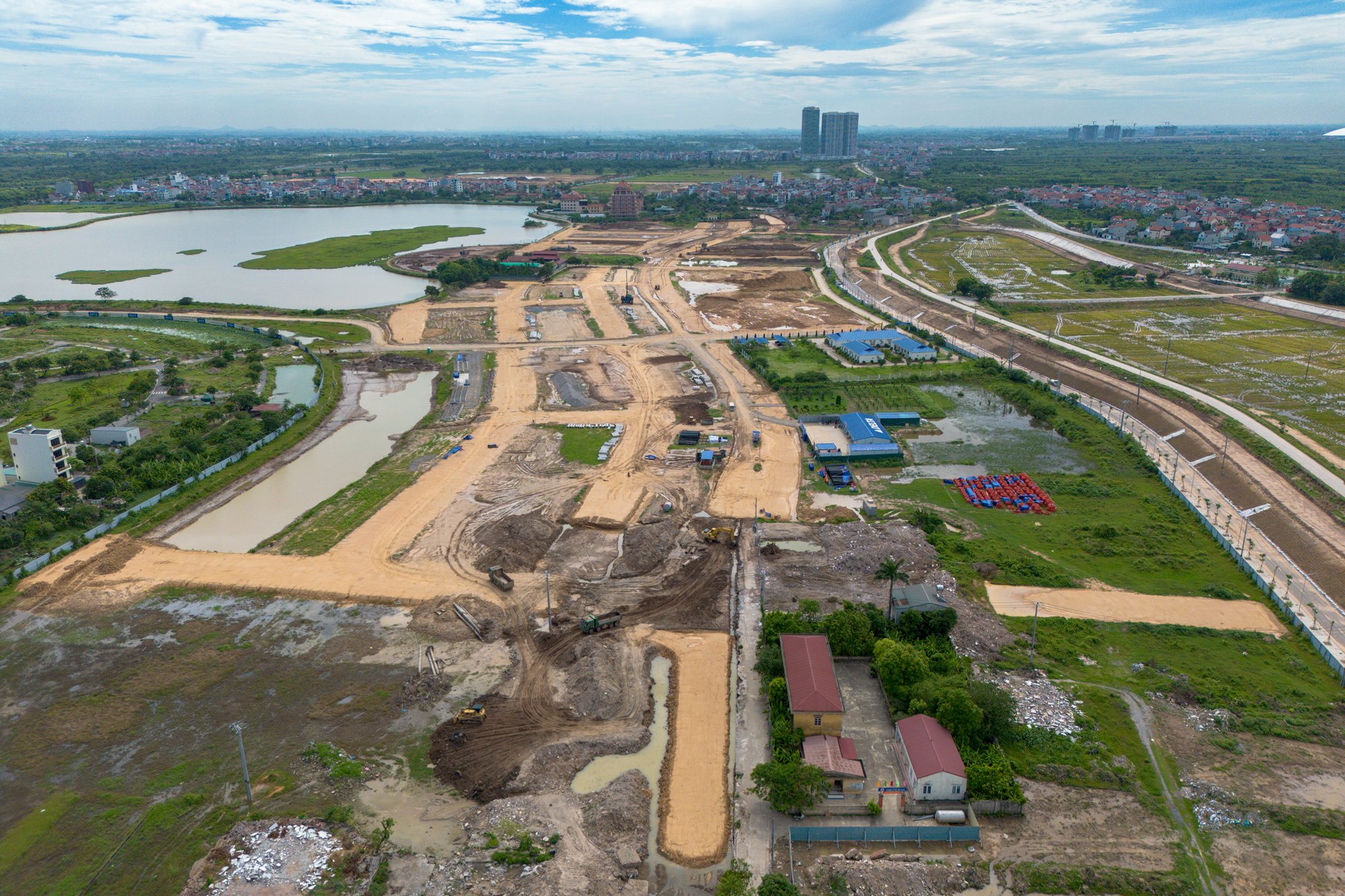 Gần một năm sau ngày khởi công, thành phố Thông minh trị giá 4,2 tỷ USD, rộng gần gấp 3 lần phố cổ Hà Nội, có tòa tháp cao nhất Việt Nam giờ ra sao ? - Ảnh 12