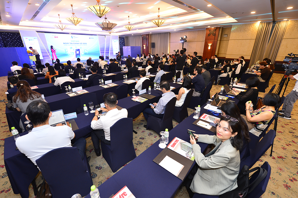 Khép lại sau 2 ngày, Ngày tài chính số 2026 thu hút 120.000 lượt người tham dự và hơn 20.000 tài khoản ngân hàng mới - Ảnh 2