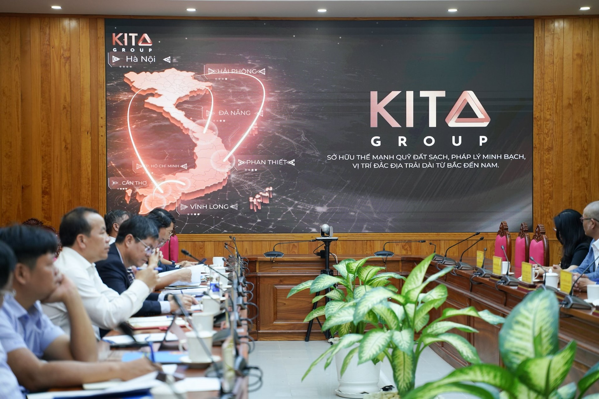 Tập đoàn sở hữu quỹ đất 2.000ha muốn phát triển loạt dự án đô thị, du lịch, nông nghiệp tại tỉnh rộng nhất cả nước - Ảnh 4