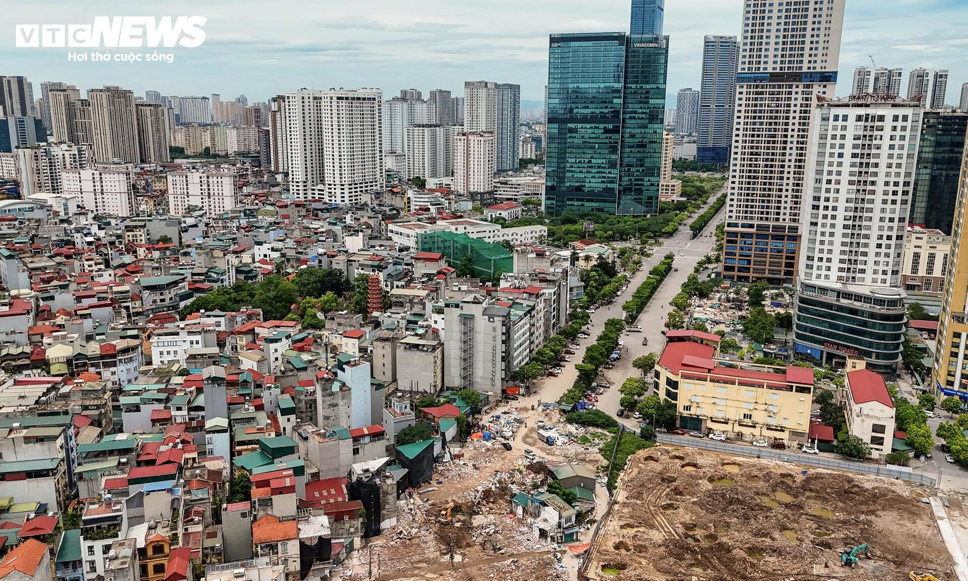 Hình hài tuyến đường Vành đai 2,5 qua Cầu Giấy sau gần 3 tháng thi công - Ảnh 9