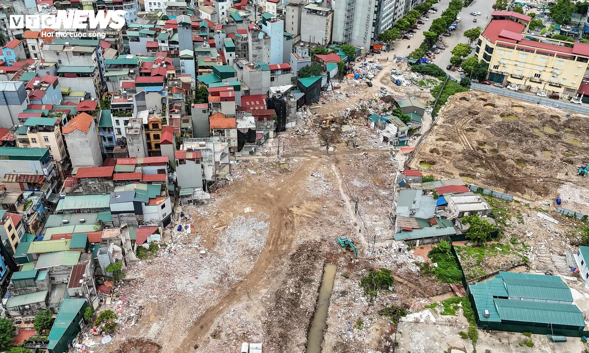 Hình hài tuyến đường Vành đai 2,5 qua Cầu Giấy sau gần 3 tháng thi công - Ảnh 10