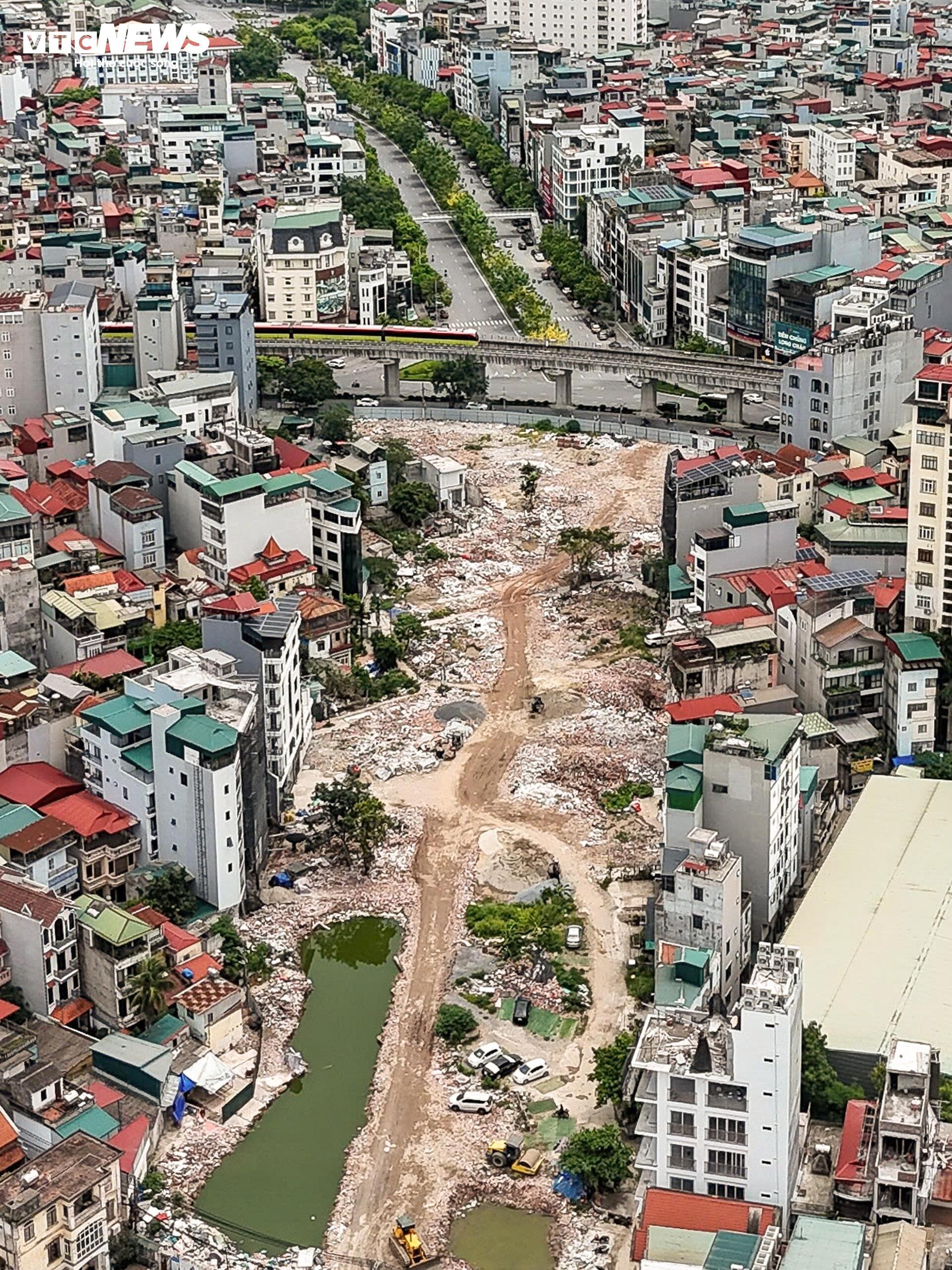 Hình hài tuyến đường Vành đai 2,5 qua Cầu Giấy sau gần 3 tháng thi công - Ảnh 14