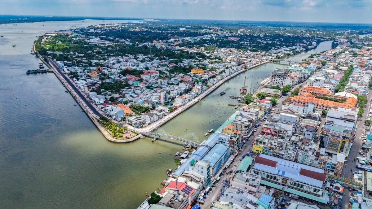 Đại gia năng lượng Mai Văn Huế muốn làm loạt dự án khu công nghiệp, cảng biển, đô thị 84.000 tỷ tại Vĩnh Long - Ảnh 1