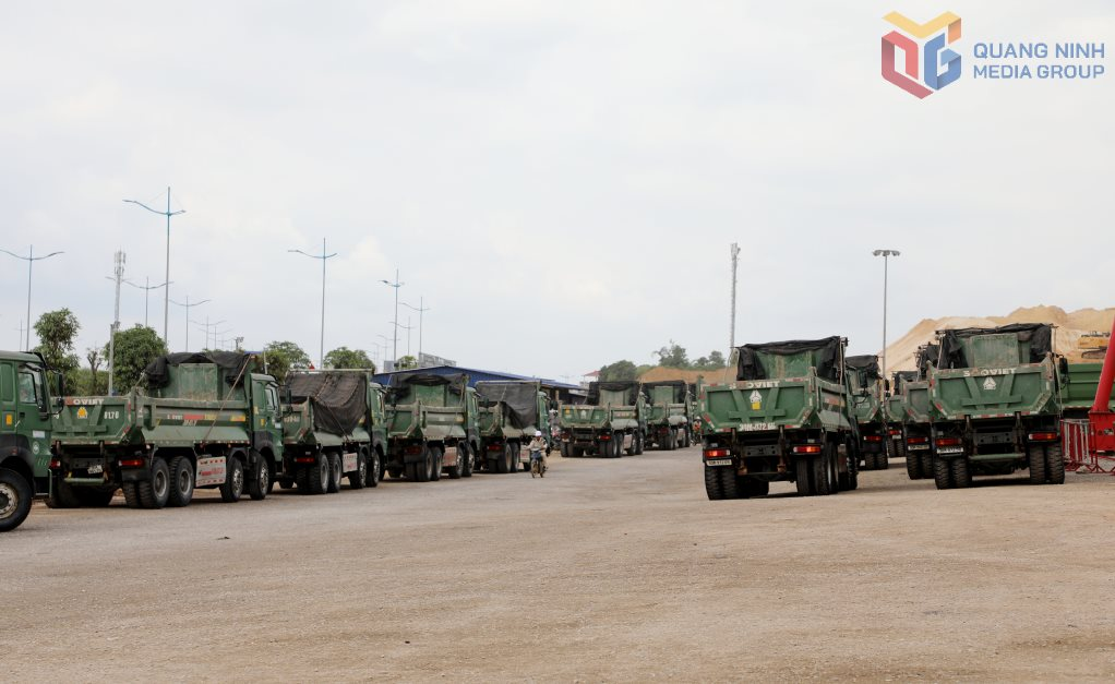 Bắt đầu thu hồi đất của hơn 1.850 hộ dân để làm siêu dự án 5,6 tỷ USD chưa từng có trong lịch sử do VinSpeed của tỷ phú Phạm Nhật Vượng đầu tư - Ảnh 2