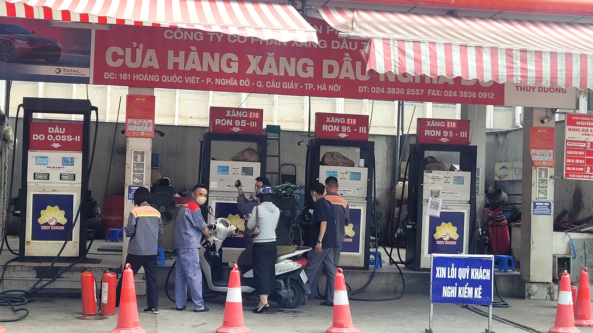 Xe quá cũ khuyến cáo dùng xăng E5, vậy xăng này bán ở đâu? - Ảnh 1