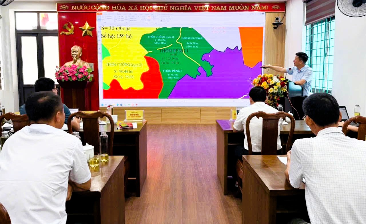 Dự kiến sau sắp xếp, Lào Cai giảm 1.274 thôn, tổ dân phố; giảm 3.822 người hoạt động không chuyên trách - Ảnh 1