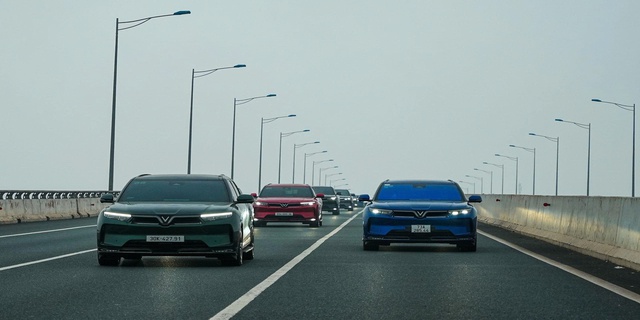 Chuyên gia lý giải vì sao Vingroup quyết đầu tư xe điện, Viettel bắt tay FPT làm chip và loạt DN Việt lao vào sân chơi khó nhất thế giới? - Ảnh 1