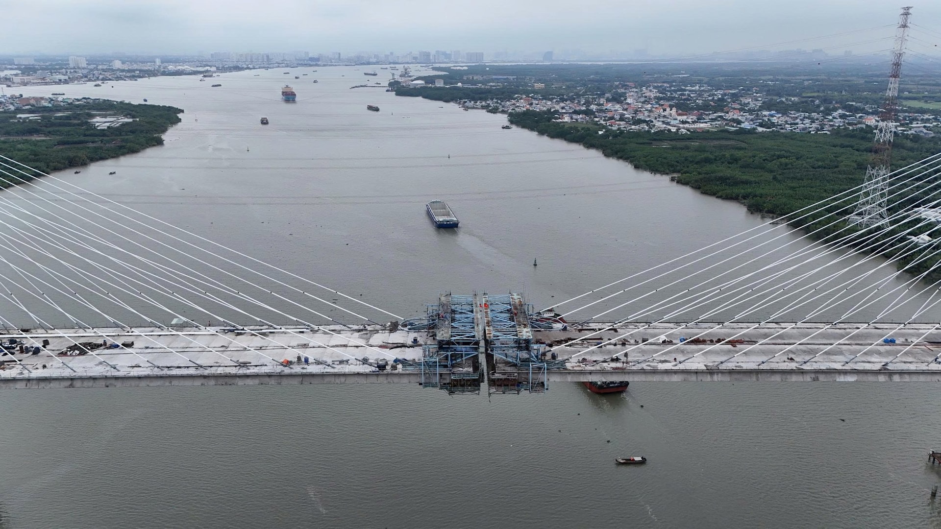 Cầu dây văng cao nhất Việt Nam đếm ngược ngày nối liền cao tốc Bến Lức - Long Thành - Ảnh 7