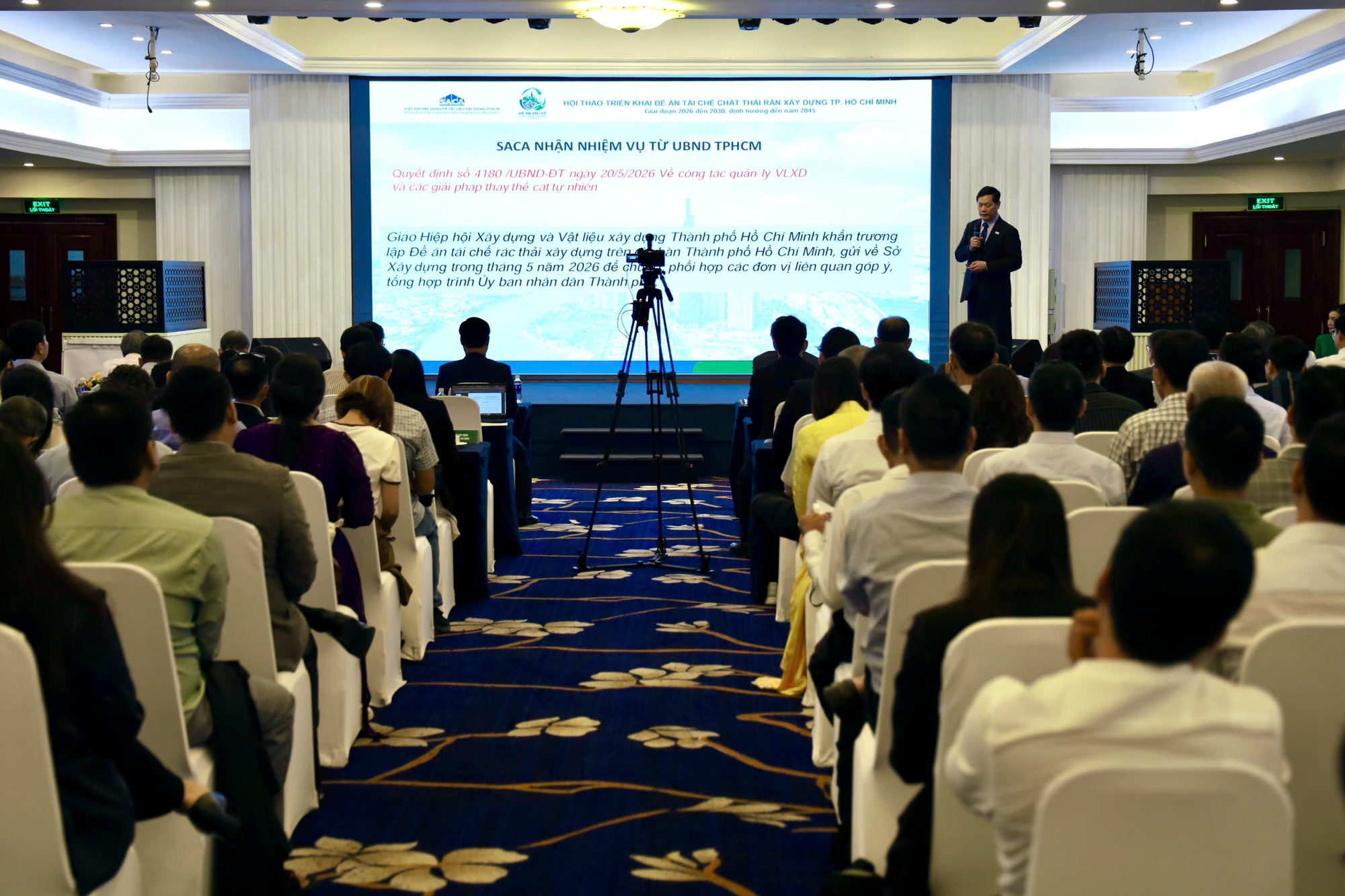 Thiếu vật liệu xây dựng, TPHCM tính dùng vật liệu tái chế - Ảnh 1