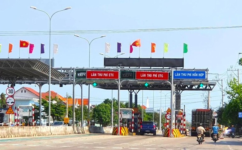 Phát hiện hàng trăm lượt xe được miễn phí sai quy định qua BOT Hòa Phước - Ảnh 1