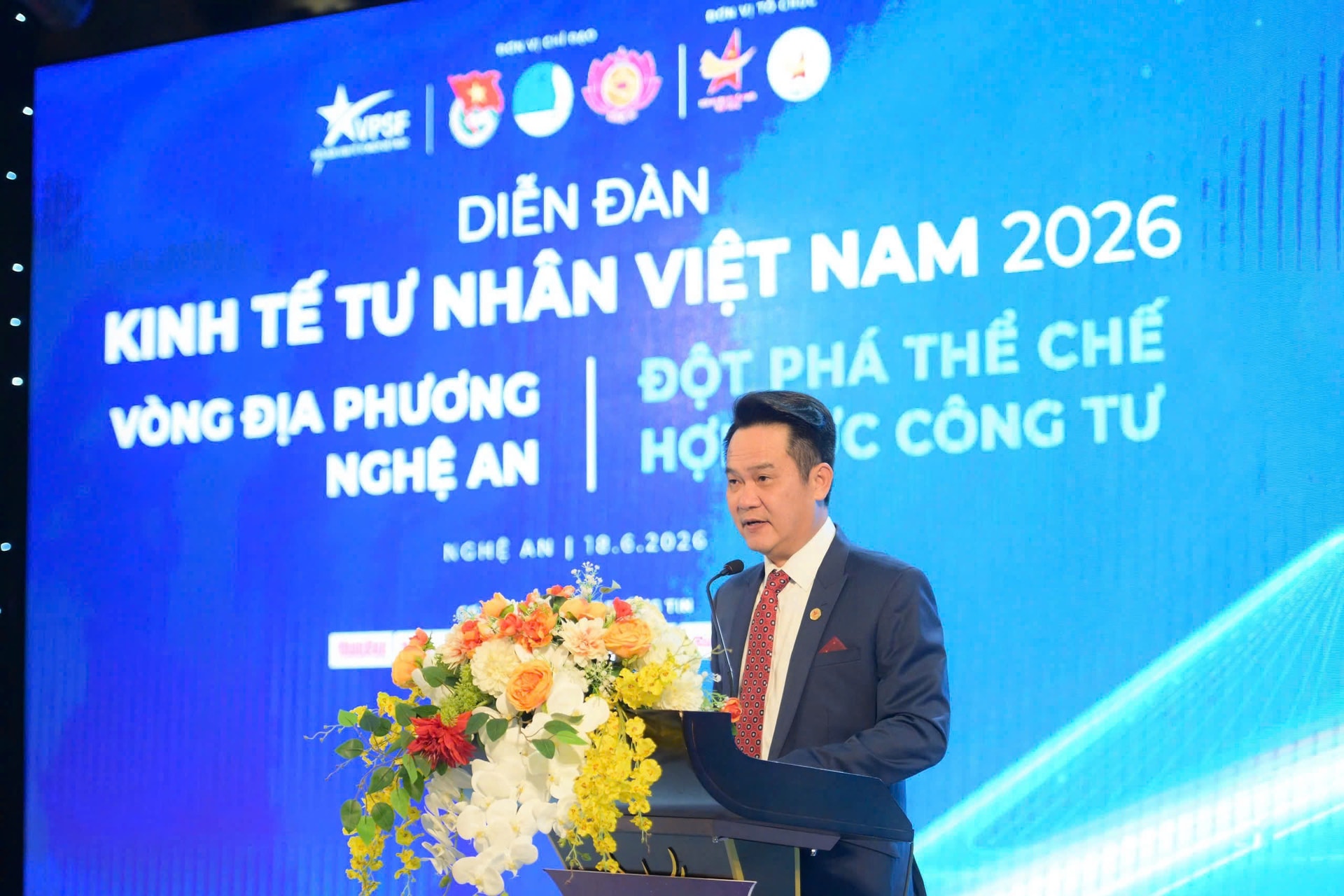 TS. Võ Trí Thành đề xuất tỉnh Nghệ An nghiên cứu "Sandbox" cho doanh nghiệp một người - Ảnh 2