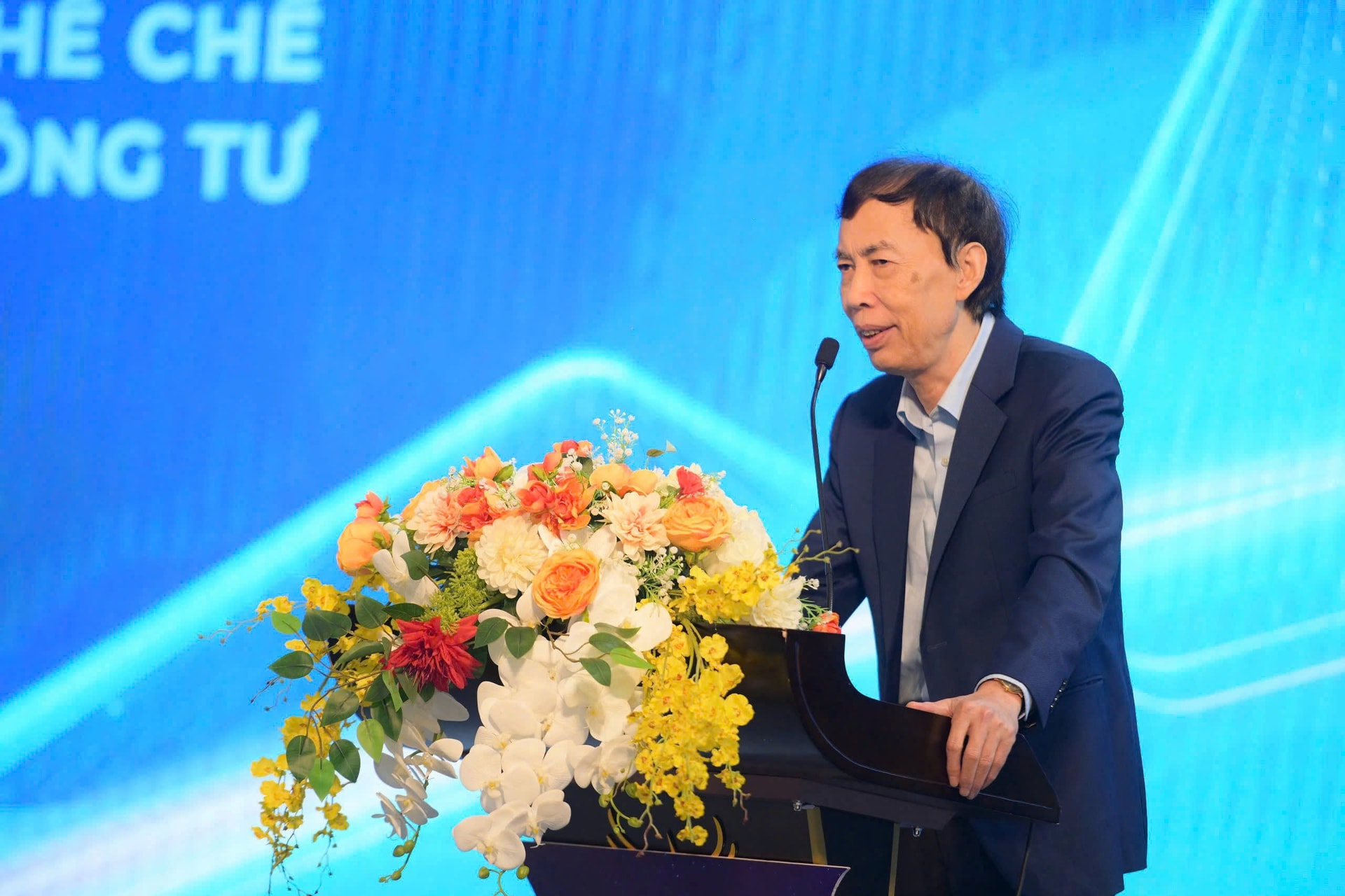 TS. Võ Trí Thành đề xuất tỉnh Nghệ An nghiên cứu "Sandbox" cho doanh nghiệp một người - Ảnh 4