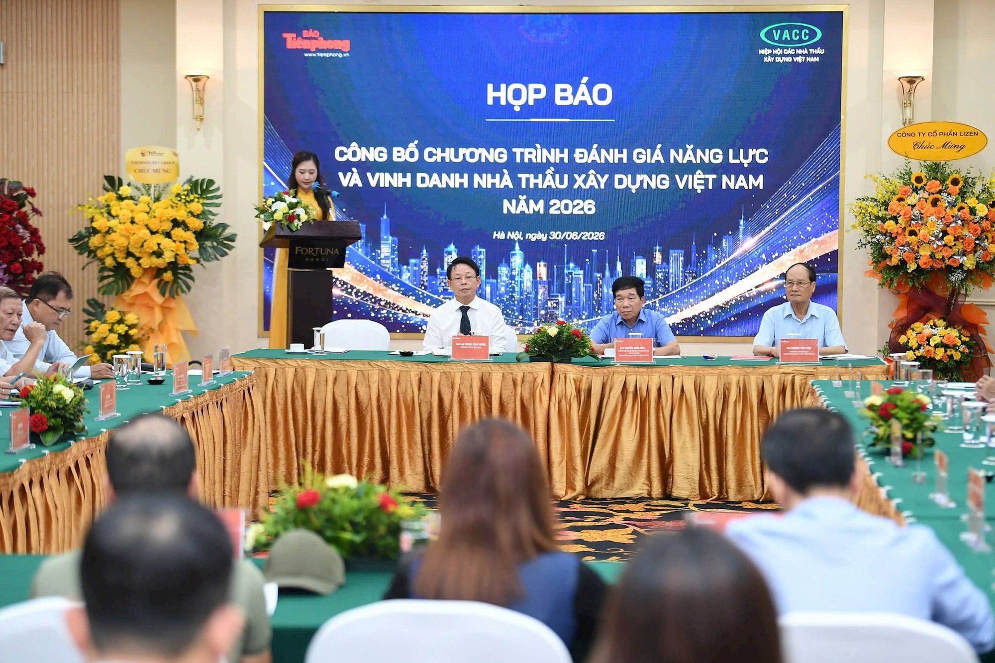 Lần đầu Việt Nam công bố hệ thống xếp hạng năng lực nhà thầu xây dựng theo bộ tiêu chí chuẩn - Ảnh 1